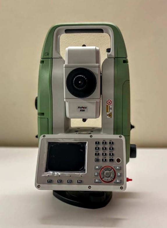 Load image into Gallery viewer, Leica TS07 5&quot; Total Station
